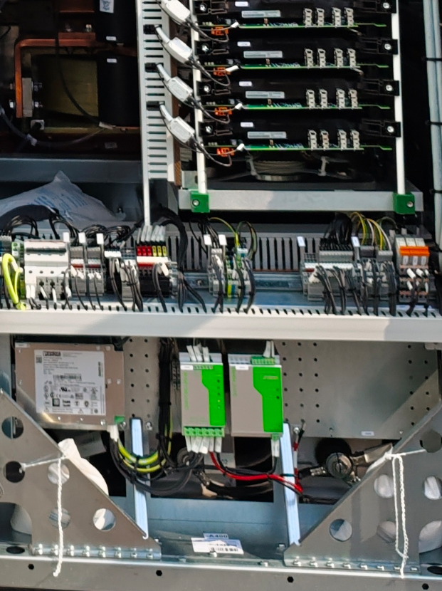 ABB PCS6000 Medium voltage wind turbine converter.png